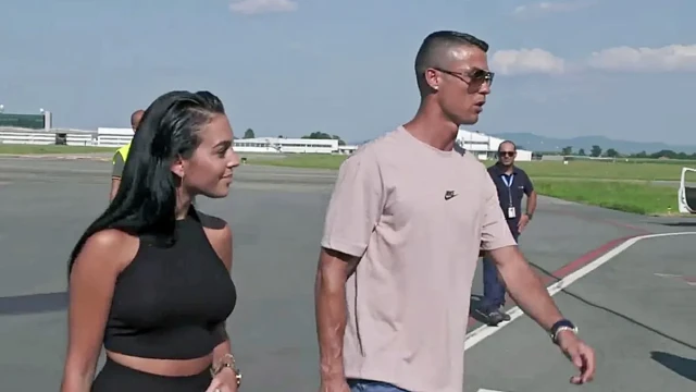Cristiano Ronaldo and Georgina Rodriguez, together with their children, flew to rest on the closed private island of Umahat in Saudi Arabia 23 07 2024